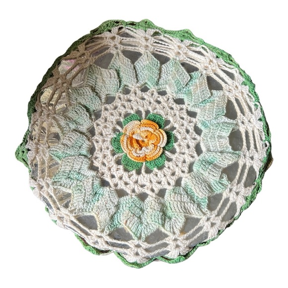Vintage‎ Hand Crocheted Hot Pad - Picture 1 of 3
